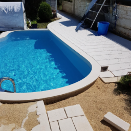 Piscine Extérieure en Béton : Conception sur Mesure pour un Espace de Détente Exceptionnel Caudry